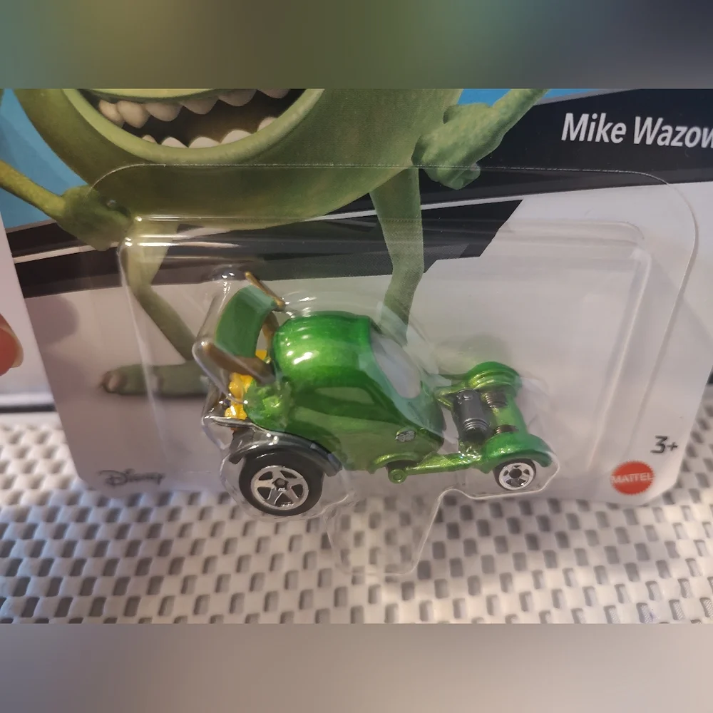 Hot Wheels Character Cars Mike Wazowski Monsters Inc. Pixar Disney NWT